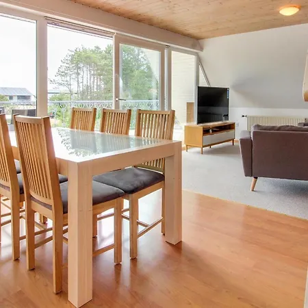 Apartment Lissa - 2-4km From The Sea By Interhome *